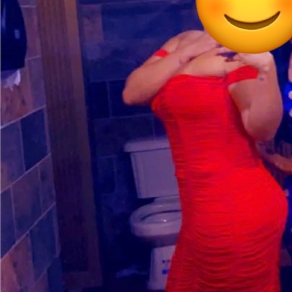Jump Dresses & Skirts - Jump Red Off-Shoulder Ruched Midi Dress